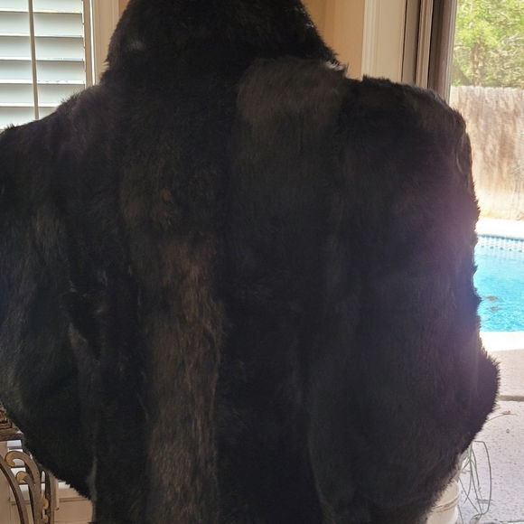 Vintage fur Coat size Medium - Picture 11 of 16